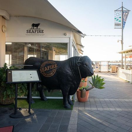 Belle Escapes - Glenelg Seaside Apartment Exterior photo